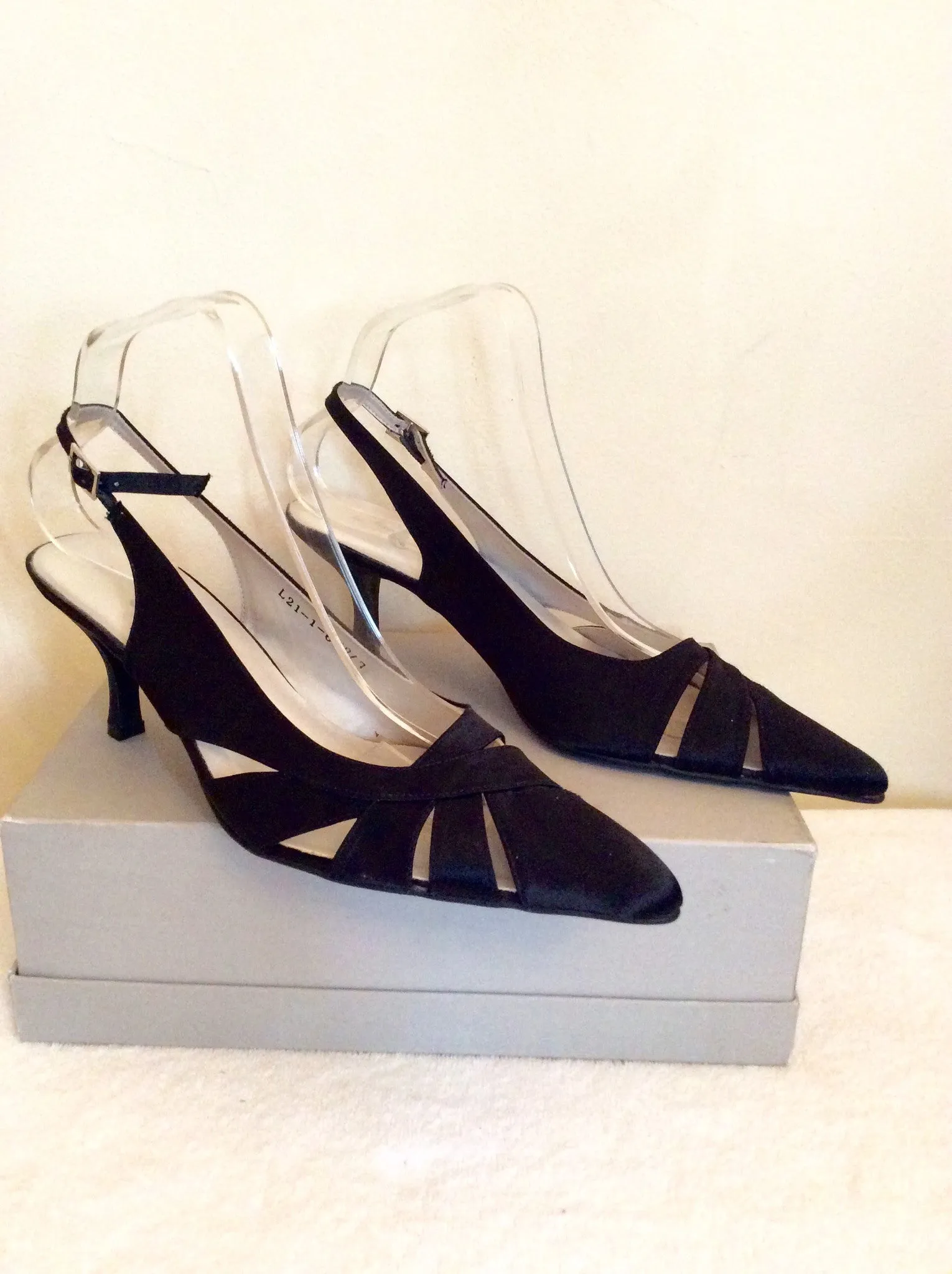 Brand New SF Black Satin Slingback Heels Size 7/40