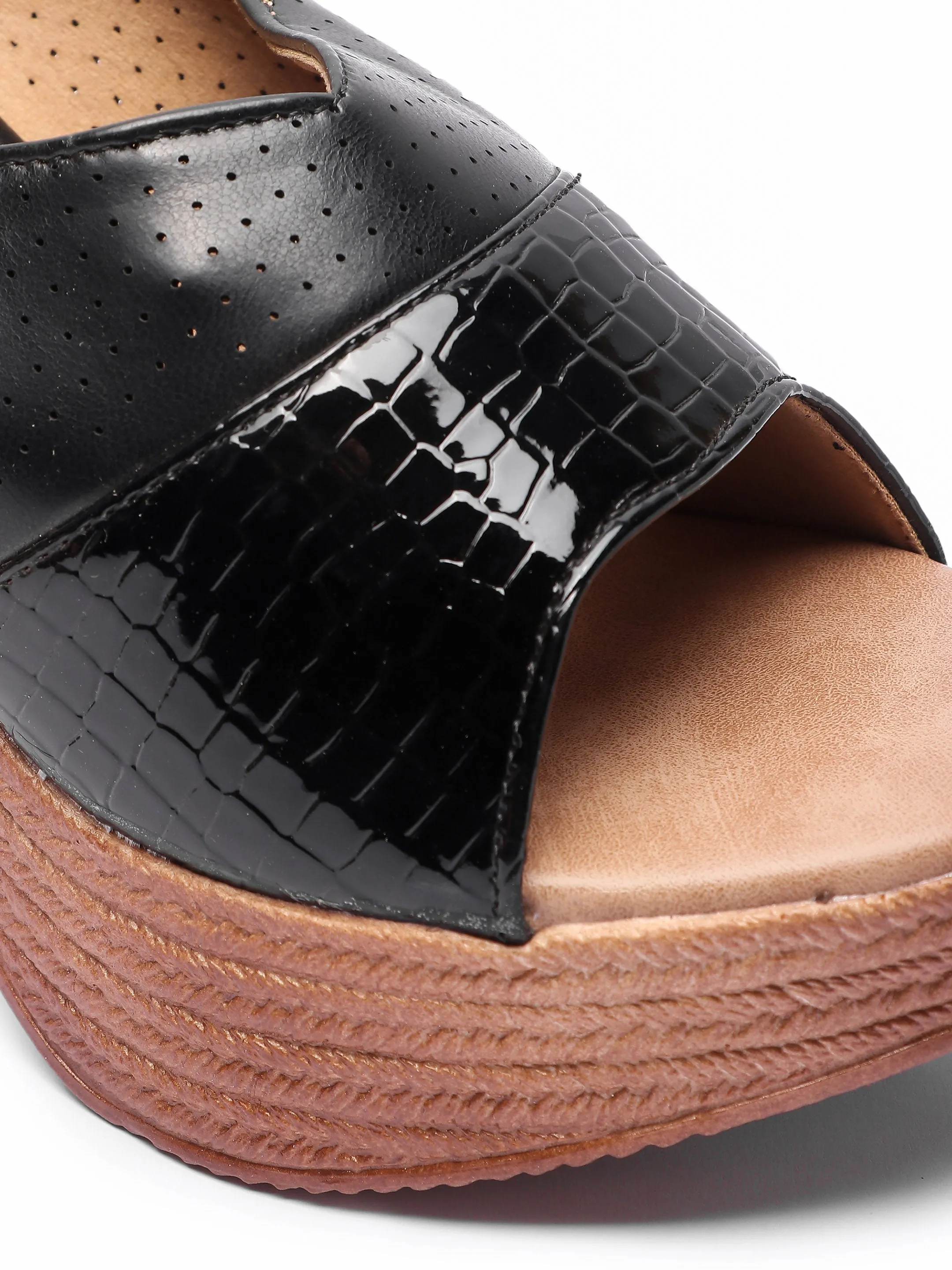 Brauch Black Stylish High Platform Heel