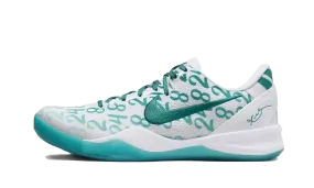 Performance-driven approach Kobe 8 Protro Aqua