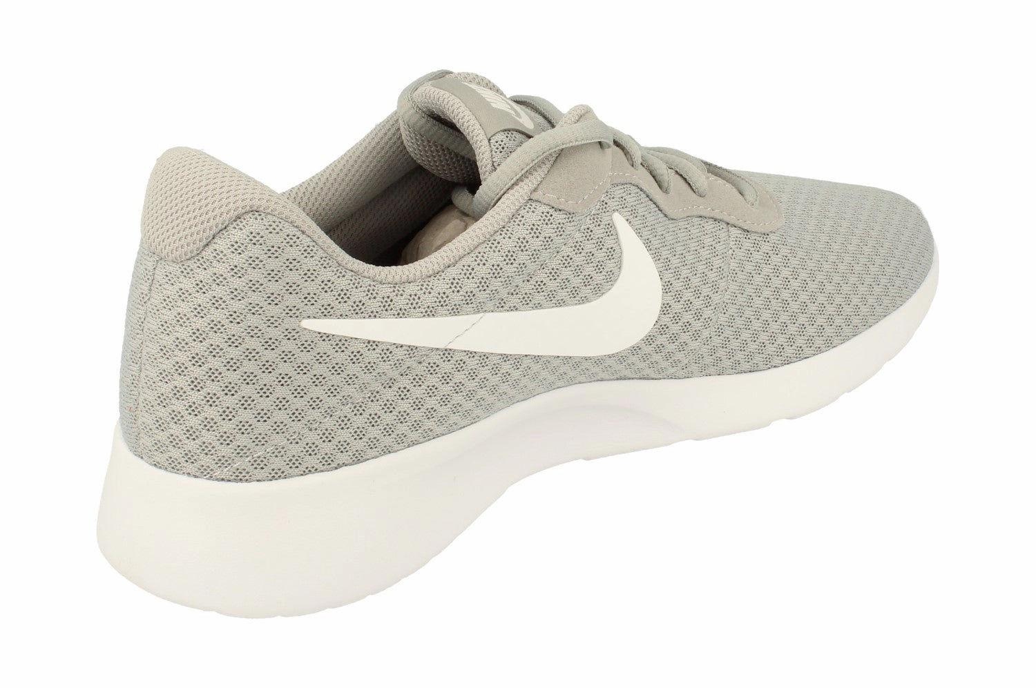 Nike Tanjun Mens 812654 010 Thermal Regulation Fabric