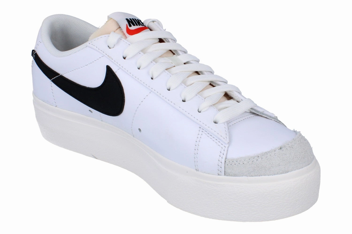 running watches shooting shoes Nike Womens Blazer Low Platform Trainers Dj0292  101