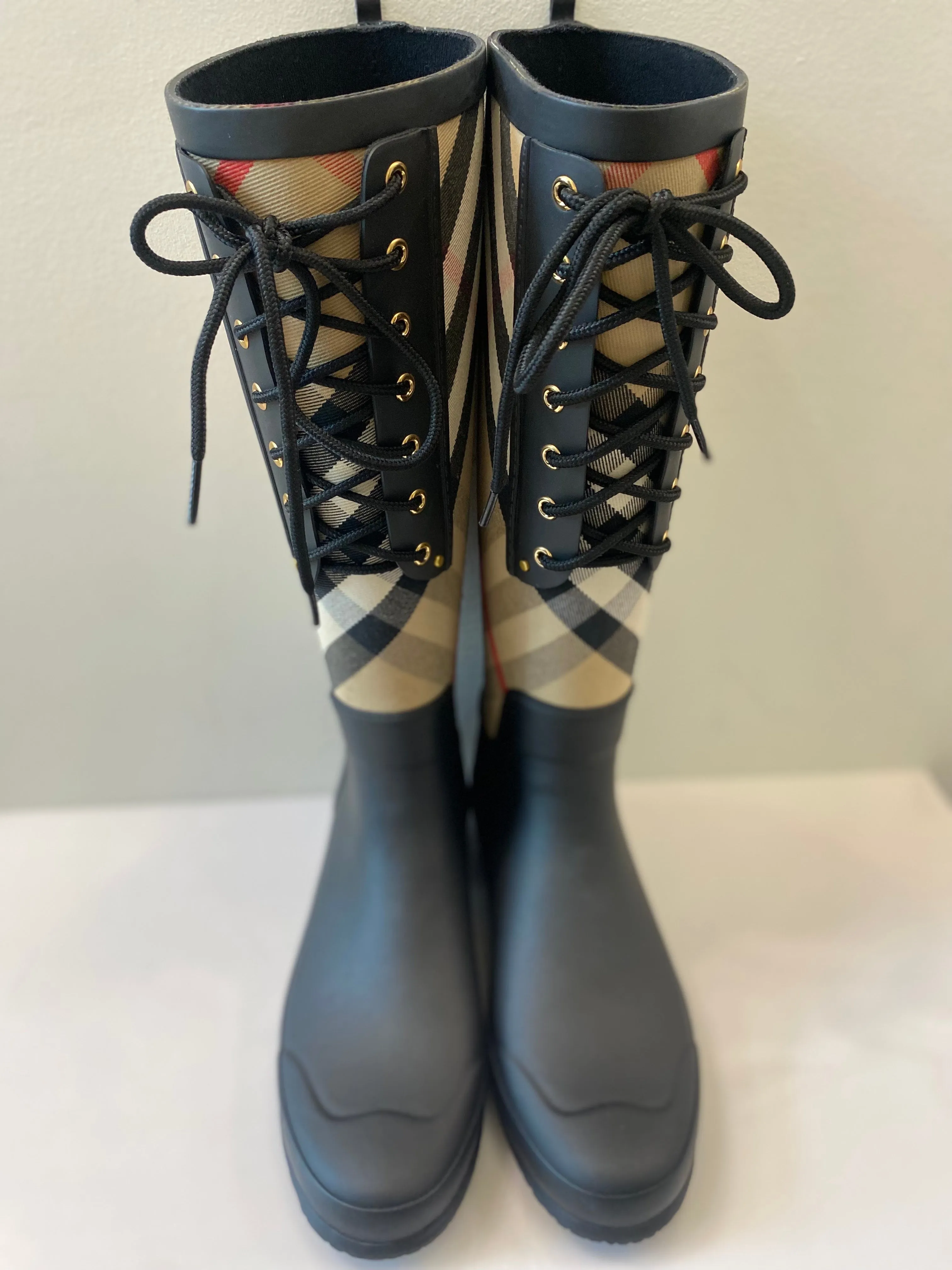 BURBERRY SIMEON HOUSE CHECK LACE UP RAIN BOOTS
