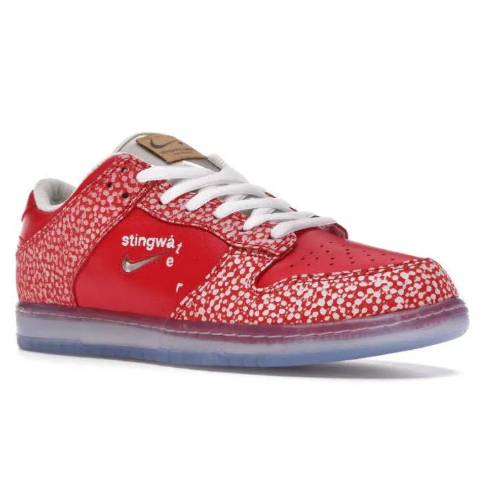 Nike Dunk SB Low Stingwater Magic Mushroom traction shoes