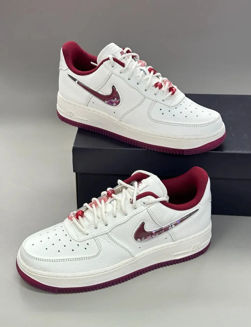 Nike Air Force 1 Low Valentines Day White Red Pink Elastic Gusset Streamlined grip