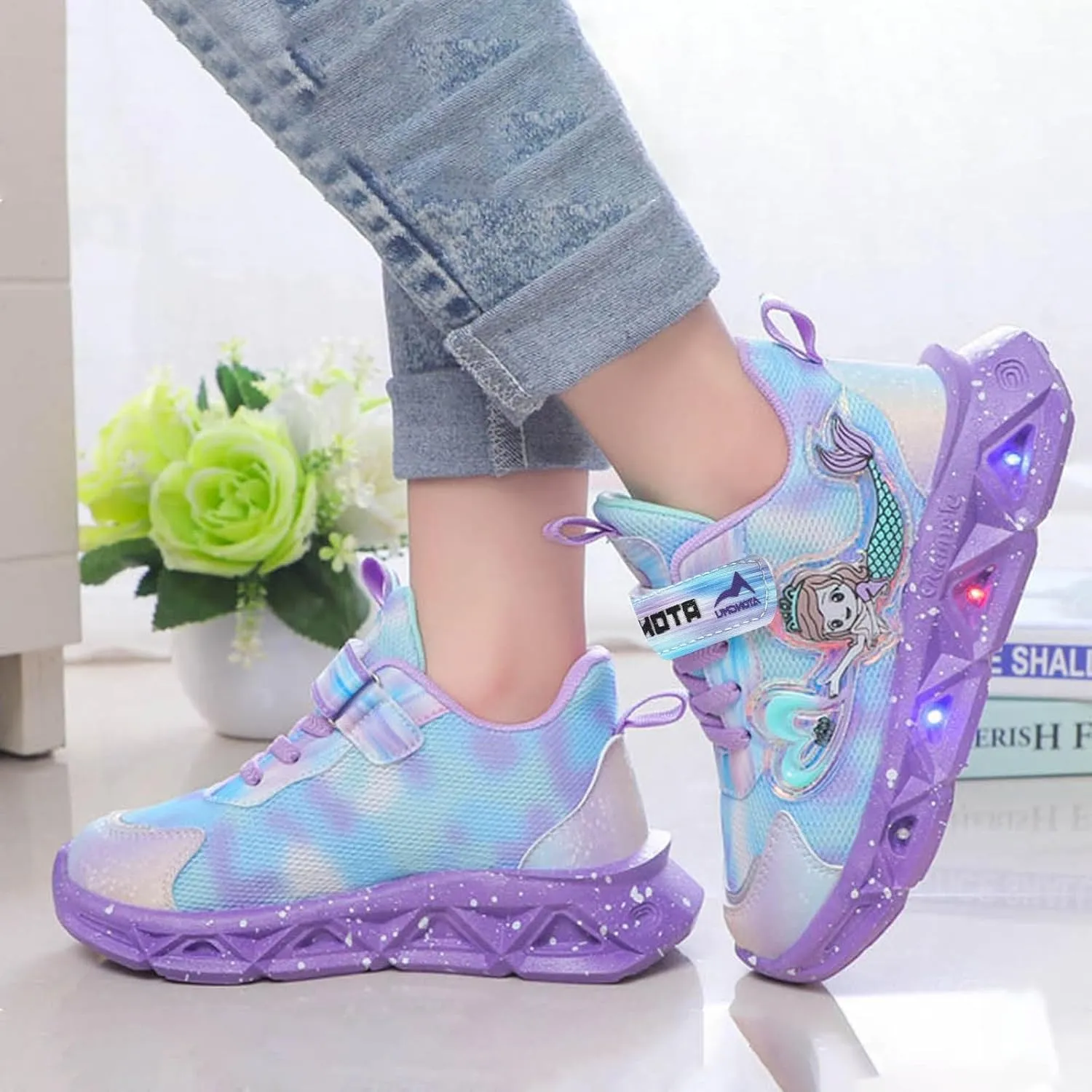 Cathalem Kids Girls Sneakers Light Up Pattern Sneaker Hook Loop Thick Bottom Non Slip Sports Shoes Fashion Casual Shoes