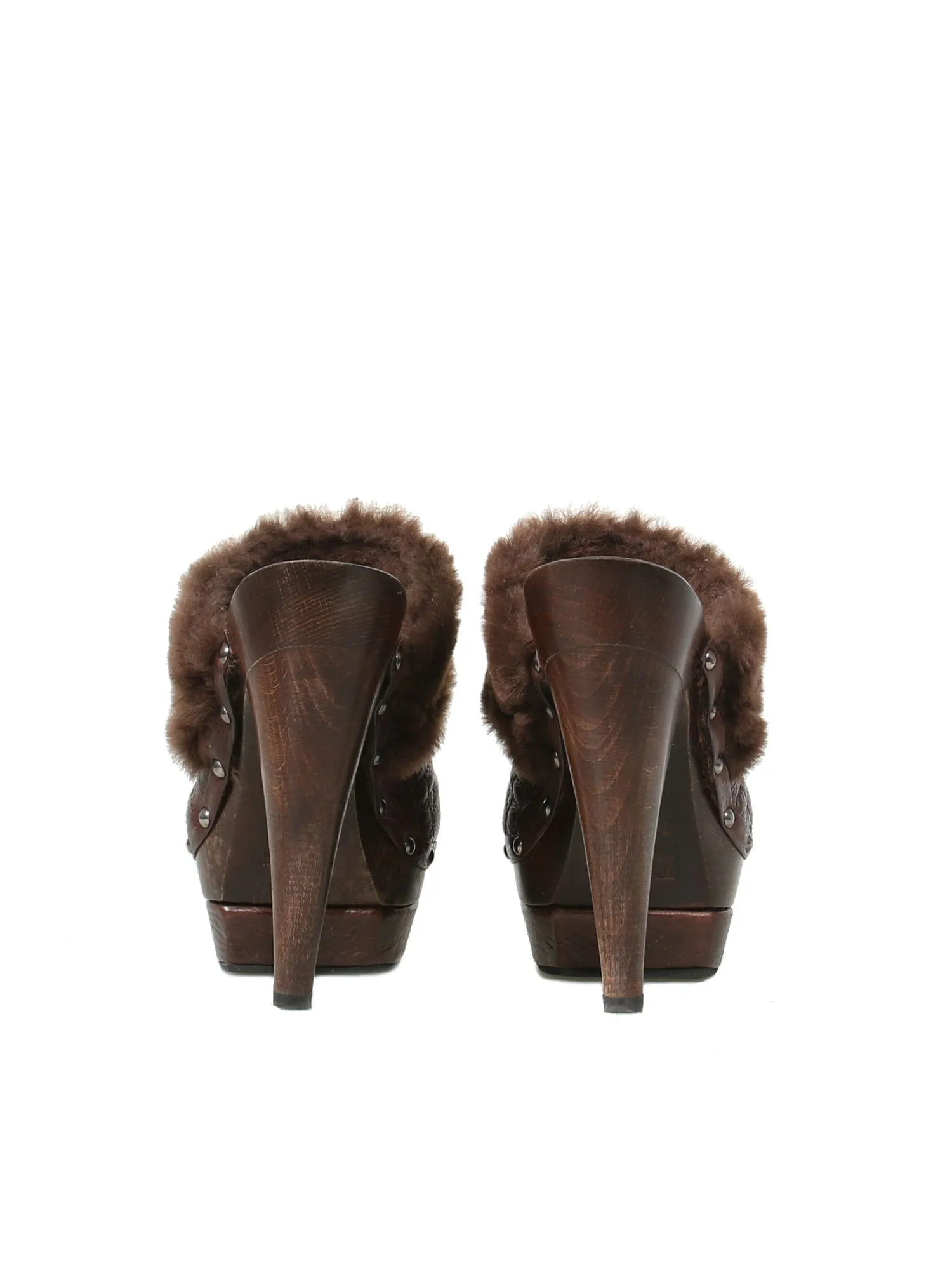 Clogs