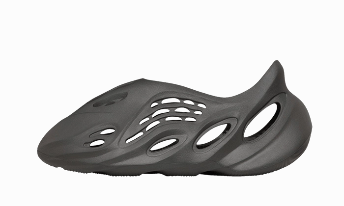 Side Support Yeezy Foam RNNR Carbon