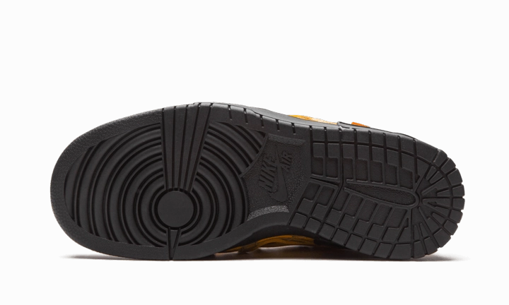 Nike Air Rubber Dunk Off-White University Gold Slim flexibility