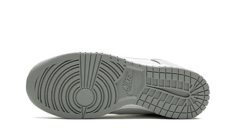 Running Ready Dunk Low LX Light Smoke Grey