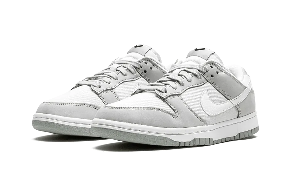 Performance-driven approach Training days Dunk Low LX Light Smoke Grey