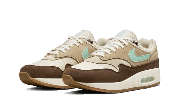Air Max 1 Crepe Hemp streamlined look Reebok Floatride
