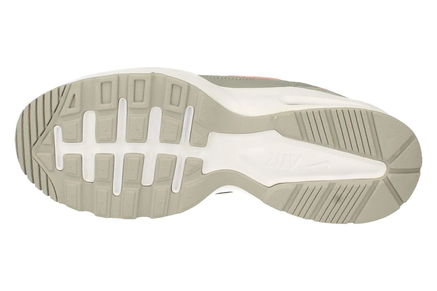 Nike Air Max Fusion GS CJ3824 003 flexible sole shoes running in a mud pot area shoes