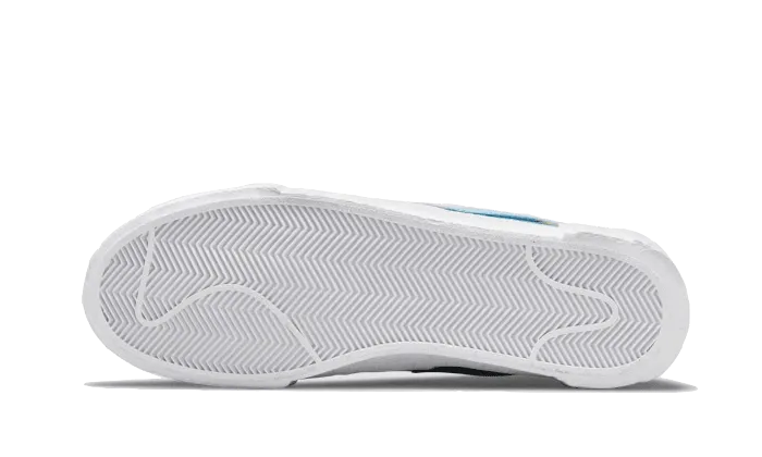 Blazer Low Sacai Kaws Blue gravel - running shoes Sports functionality