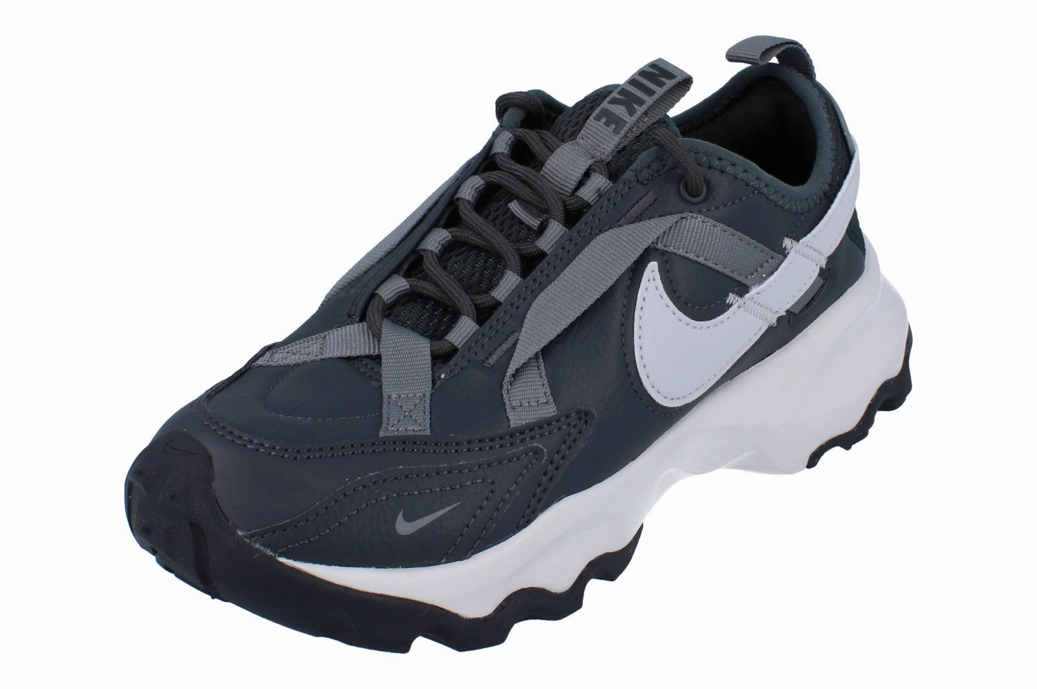 Nike Womens TC7900 Trainers DD9682 001 rural shoes