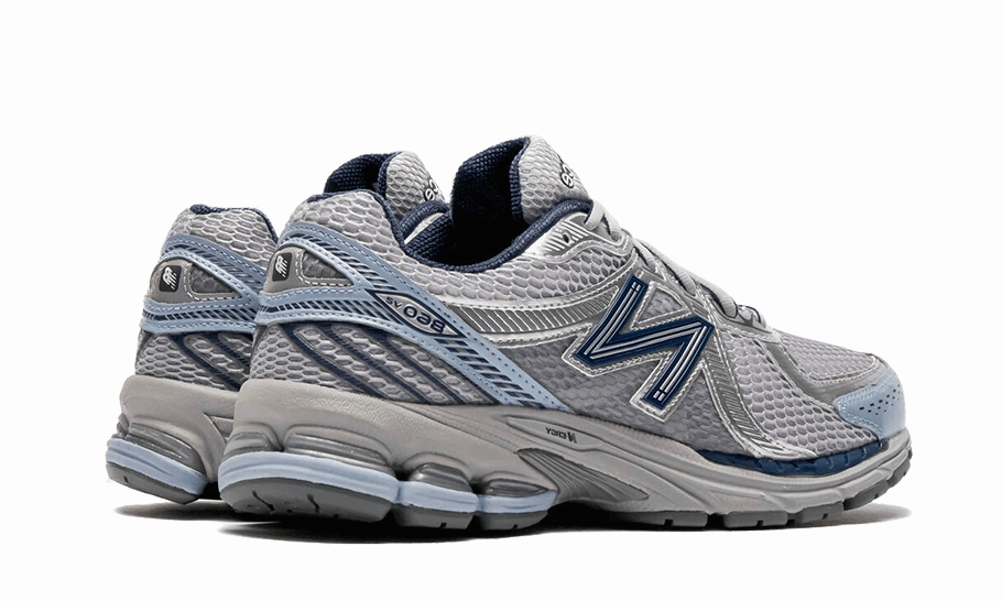 860 V2 Grey Blue Traction Enhanced Pattern