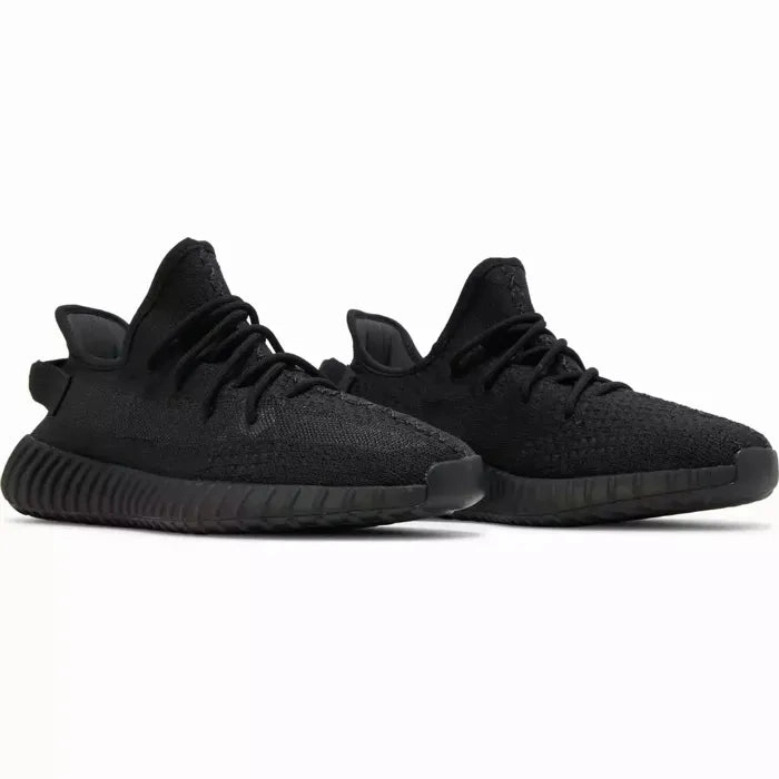 Yeezy Boost 350 v2 Onyx Black Stream Step