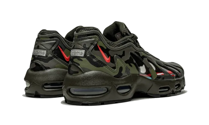 Padded Tongue Design Iconic Style Nike Air Max 96 Dark Army Supreme