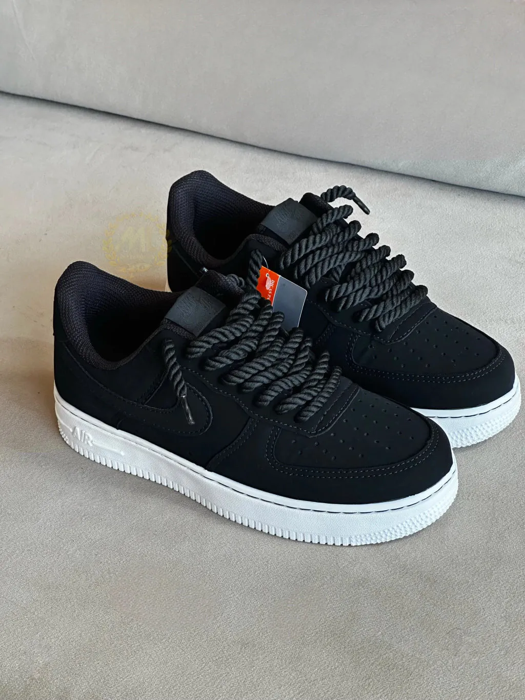 Nike Air Force 1 Preto/Branco Stable Grip Walking Sneakers