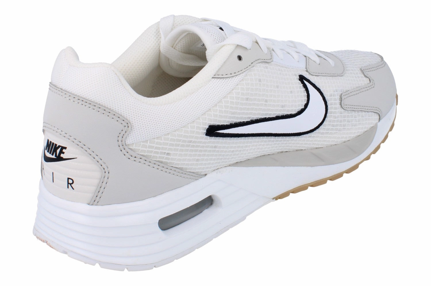 Nike Air Max Solo Mens Fn6918  100 Shock Absorption Technology Sneaker Laces