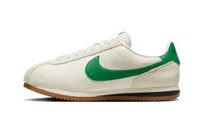 Cortez Sail Aloe Vera pastel - colored running shoes