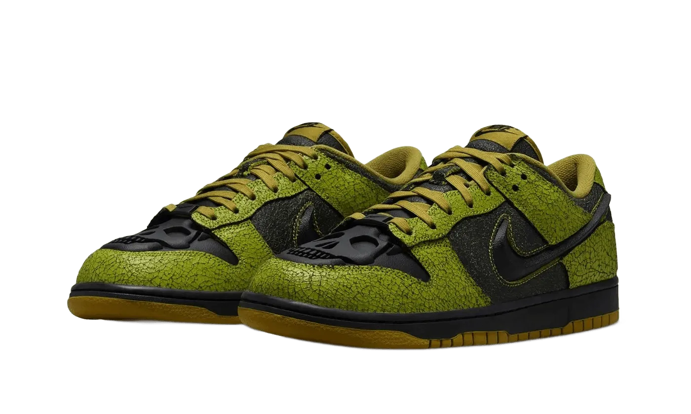 Move Fast Shock Absorbing Technology Nike Dunk Low QS Halloween Skull