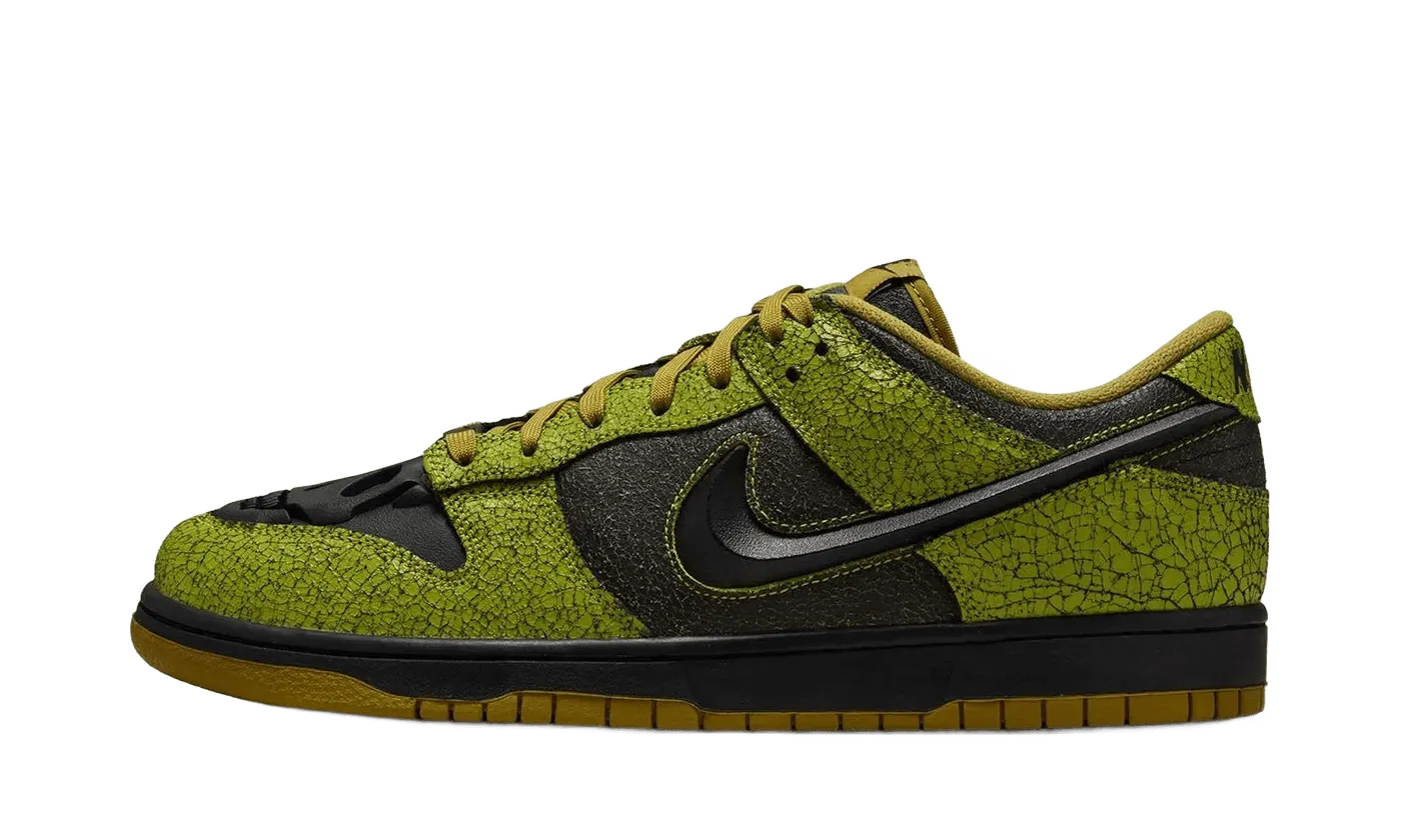 Athleisure Fit Knit Fabric Design Nike Dunk Low QS Halloween Skull