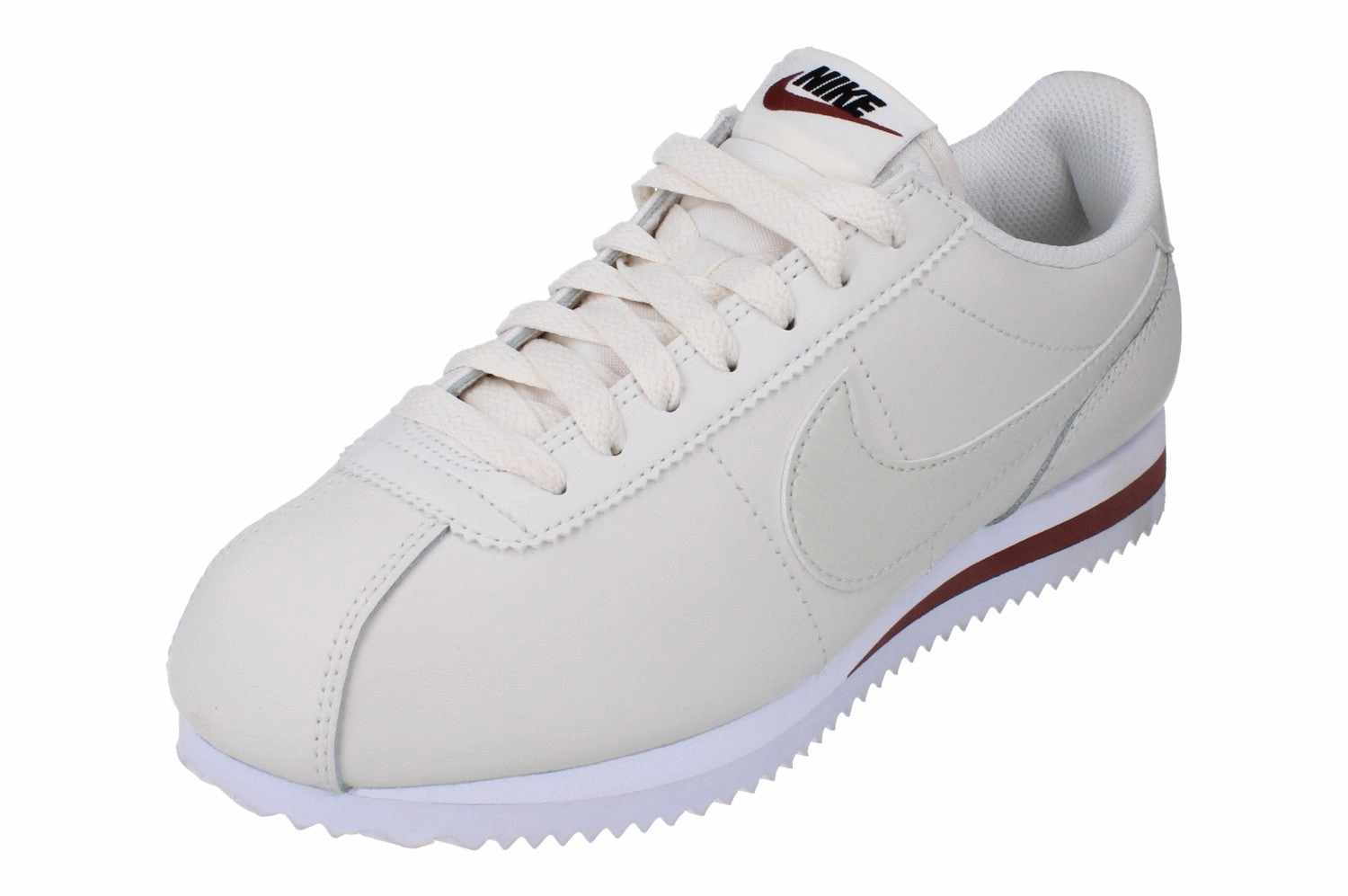 flat - sole shoes Comfort Linings Nike Cortez Womens Trainers DN1791 003
