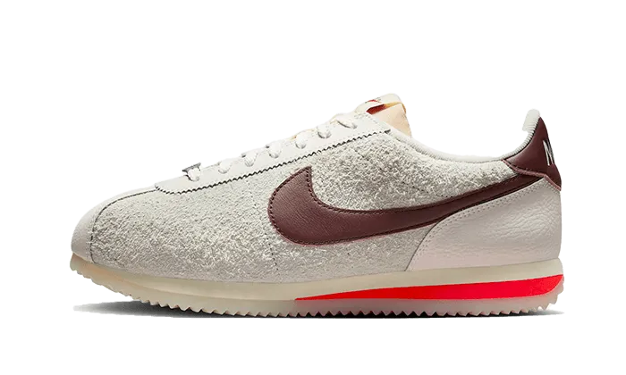 Rocker Sole Design Subtle design Nike Cortez Light Orewood Brown