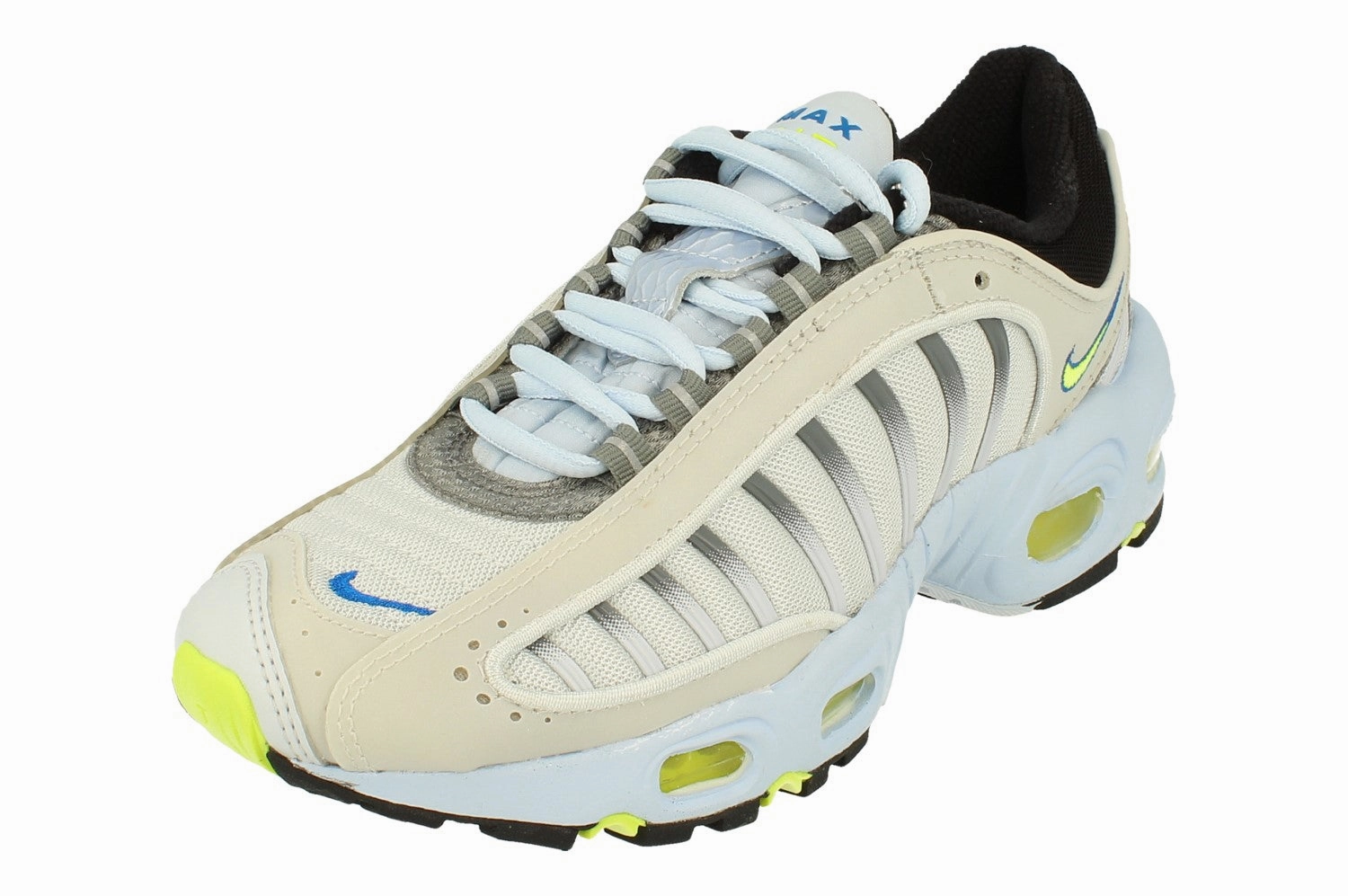 Nike Womens Air Max Tailwind IV Cv3028 001 weekend running option medallion - decorated running wear
