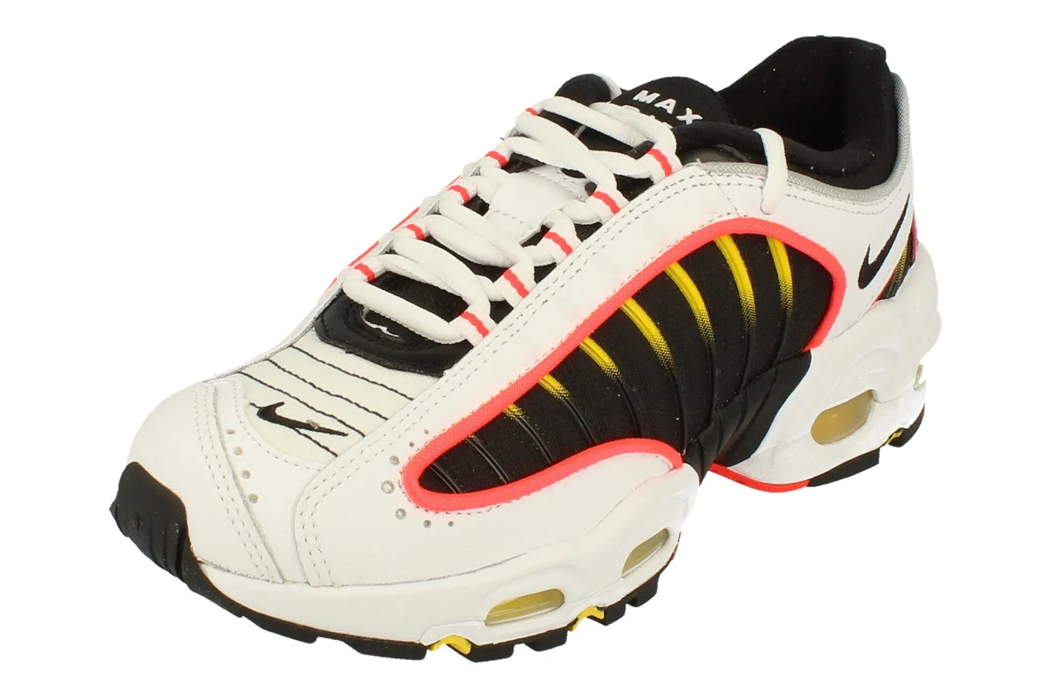 Comfortable toe box Nike Air Max Tailwind IV GS Bq9810 105
