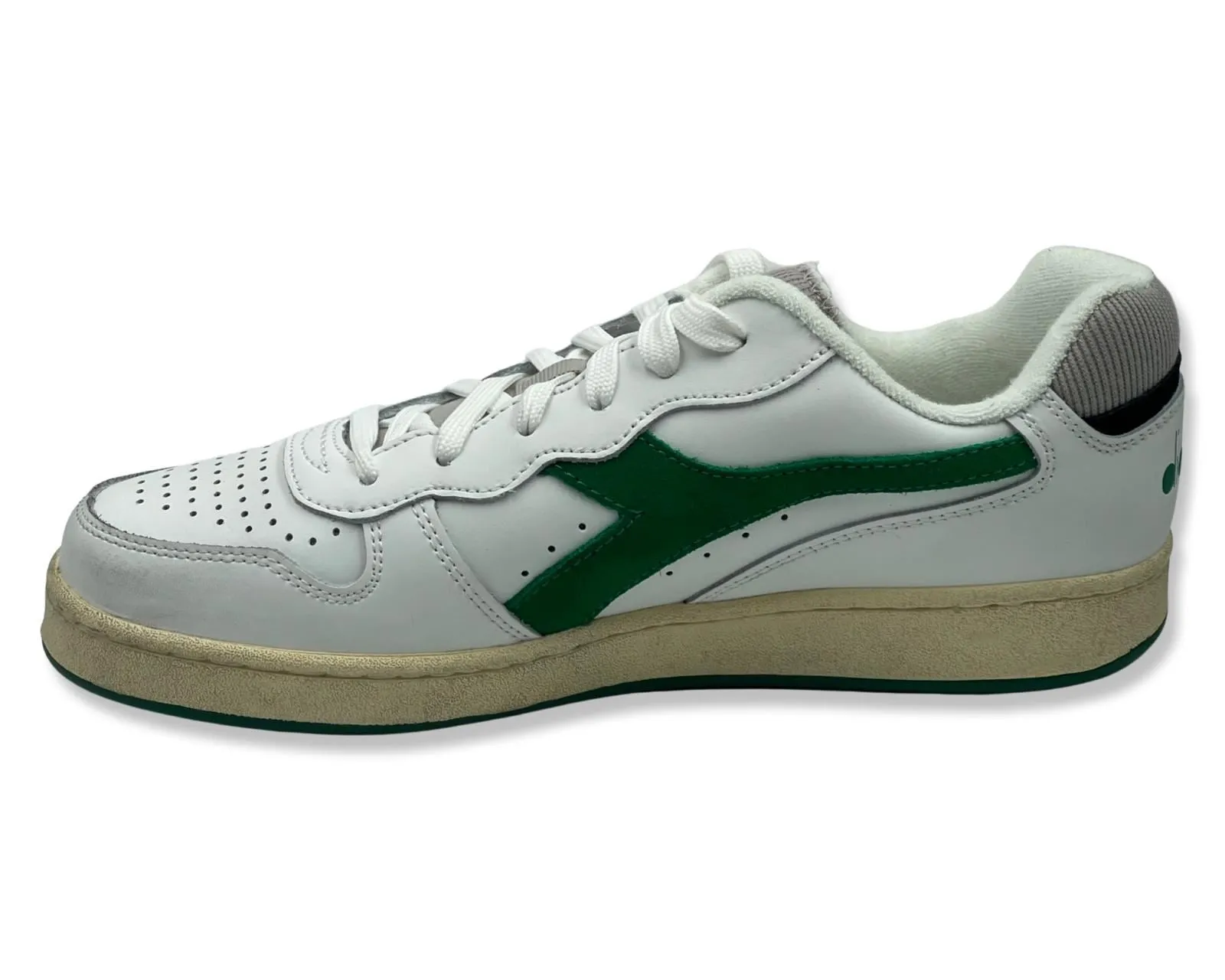 Diadora MI Basket Low sneakers In White & Green For Men's