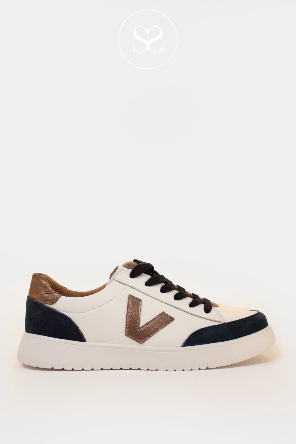 DRILLEYS EIGHTY ONE NAVY/WHITE WEDGE TRAINERS