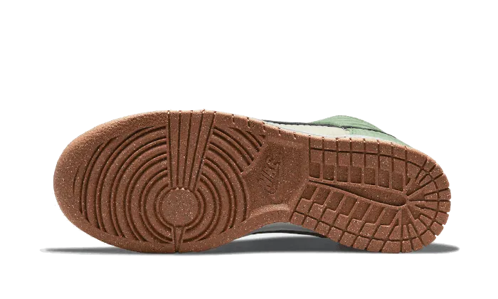 running shoes for interval training frisbee shoes Dunk High Next Nature Summit White