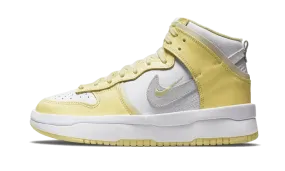Dunk High Rebel Lemon running in a triathlon