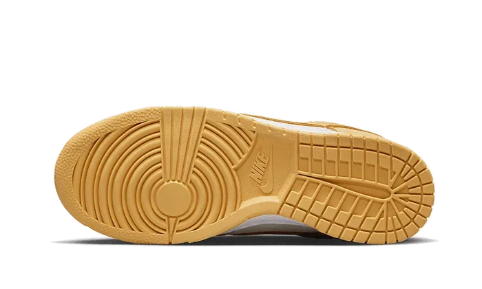wide - fit comfort logo - sequined shoes Dunk Low Celestial Gold Suede