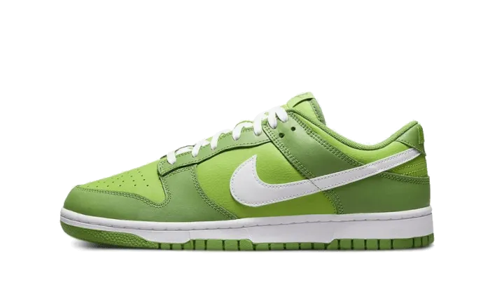 running in snow shoes Dunk Low Chlorophyll