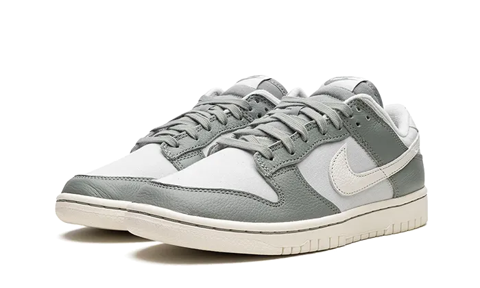 Soft Support Nike Dunk Low Mica Green