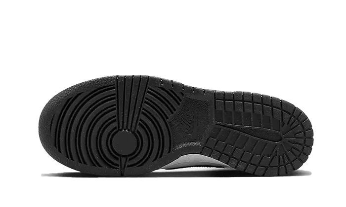 Award-winning Dunk Low Next Nature Citron Pulse