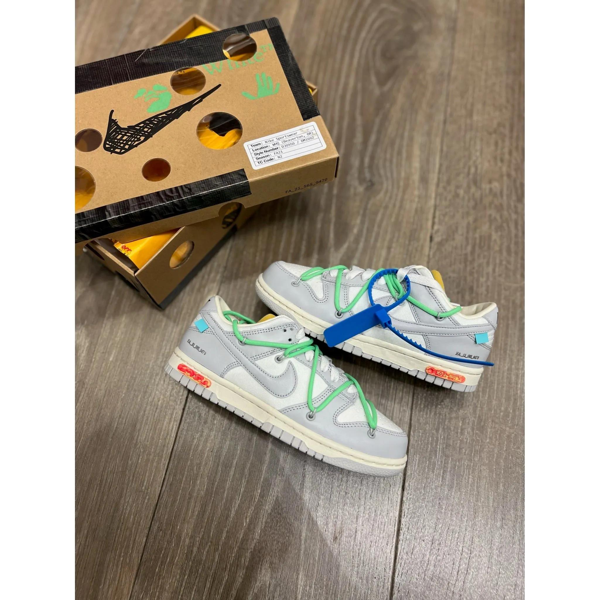 Nike Dunk Low Off-White Lot 26 Slippery Surface Running charity - run