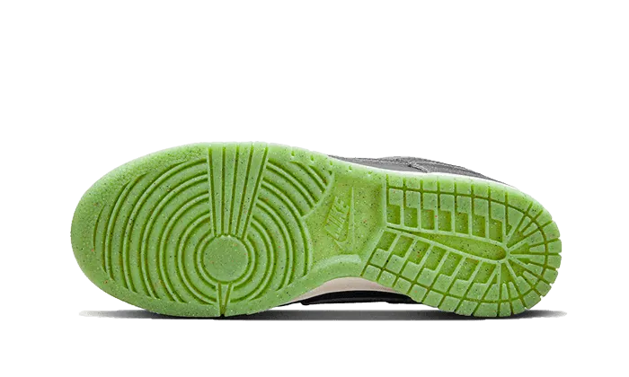 Dunk Low Swoosh Shadow Iron Grey Speed - improving