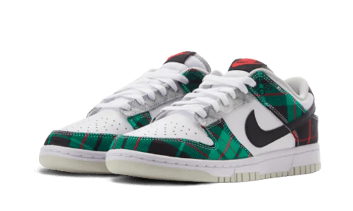 Nike Dunk Low Tartan Plaid Flat Sole Move Fast