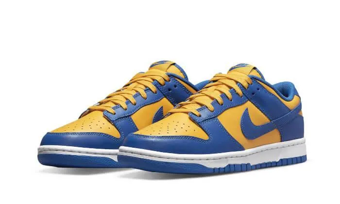 hand - washable pastel - colored running shoes Dunk Low UCLA