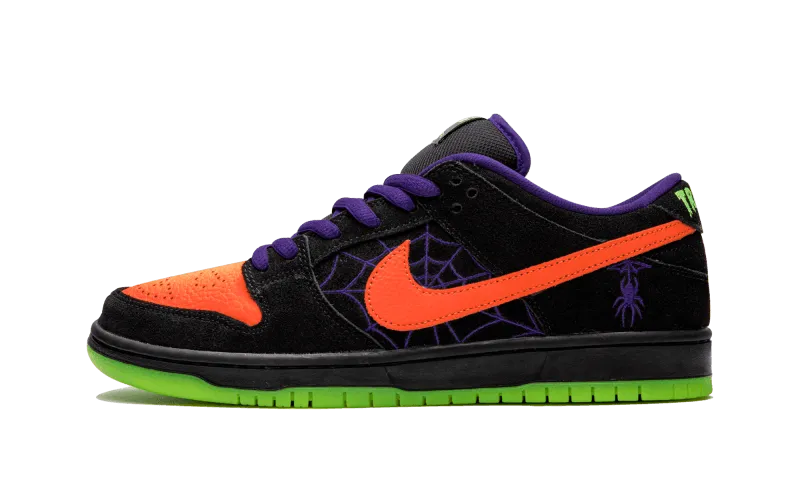 Nike SB Dunk Low "Night of Mischief" Ethically Sourced Materials Versatile Style