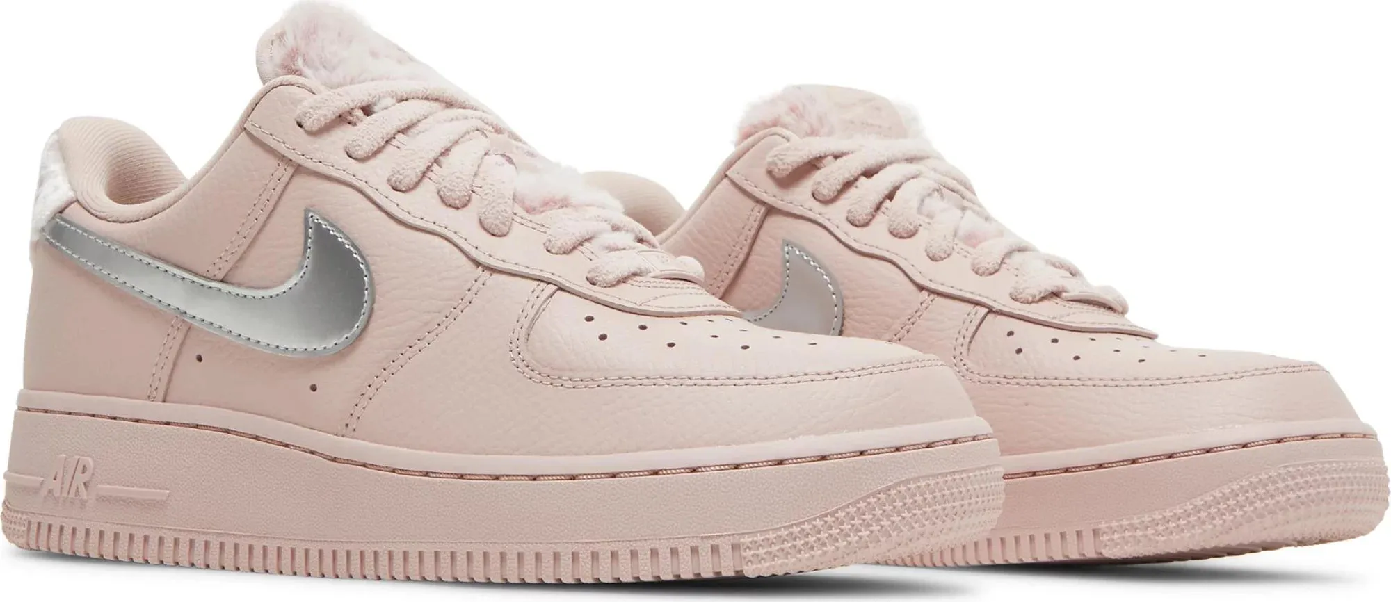 Nike Air Force 1 Low Faux Sherpa Fur (W) weather - resistant shoes