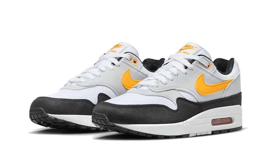 long - distance runner's shoe selection Air Max 1 White University Gold