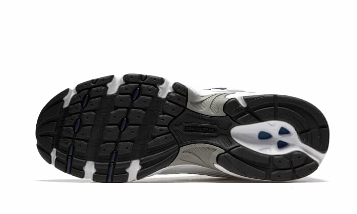 530 White Grey Navy Balanced Control Soft Arch