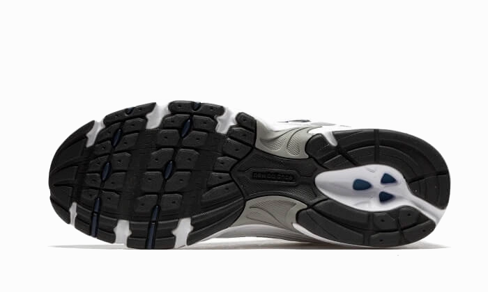 530 White Grey Navy Cushioning Pods