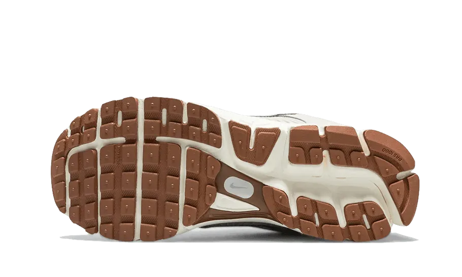 Zoom Vomero 5 Light Orewood Brown track meet running shoes adjustable - strap running wear