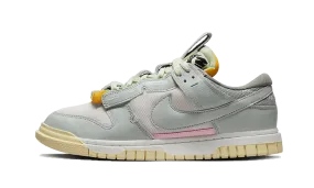 Dunk Low Remastered Mint Foam early morning run