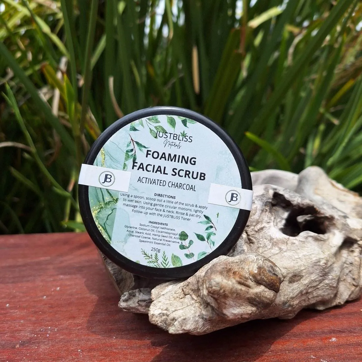 FACIAL SCRUB: Activated Charcoal. Detox (Face) (250g)